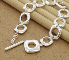 Elegantes Edelstahlarmband in Silber – Hochwertiger Damenschmuck