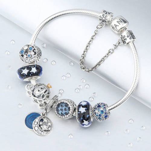 Sternenarmband Damen – Schneeflocke & Konstellation Look
