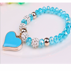 Elastisches Kristallarmband Damen – Herzanhänger & Glanz