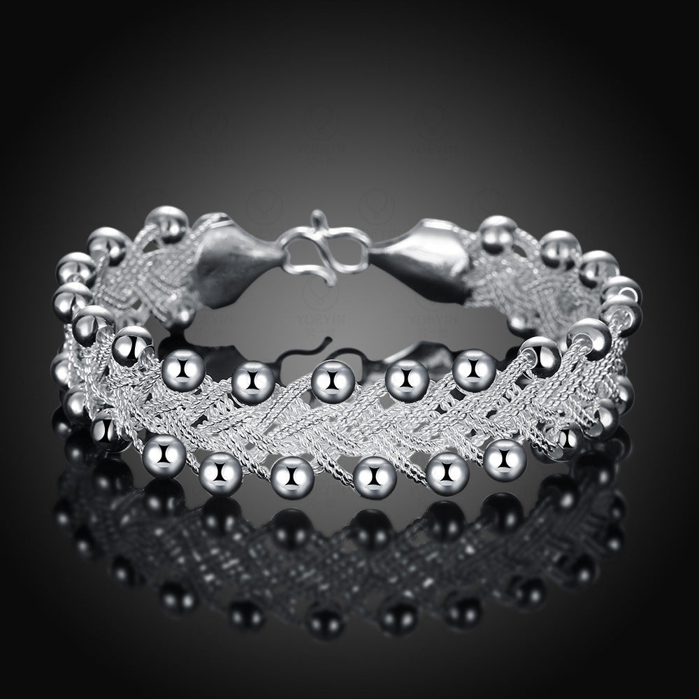 Female bracelet with light bead