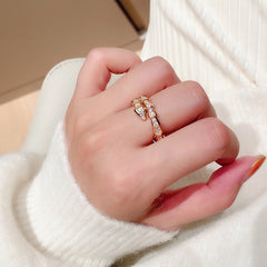 Verstellbarer Snake-Ring Damen – In Gold oder Weißgold mit Stein