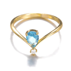 V-förmiger Geburtsstein-Ring Dezember – Krönchen-Design in Goldoptik
