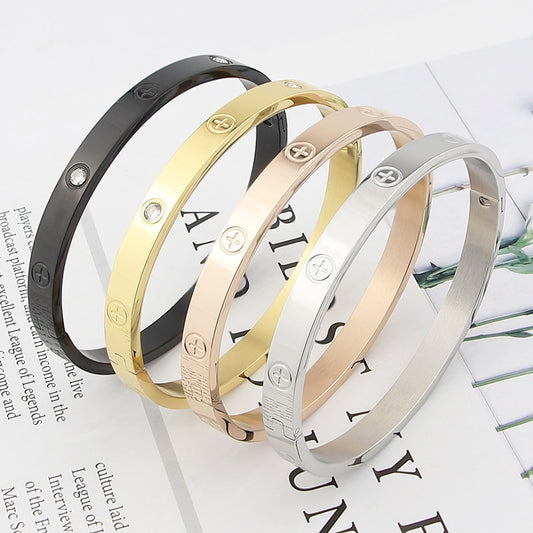 Love Armband