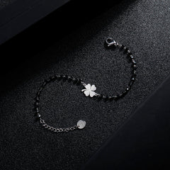 Armband in verschiedenen Modellen
