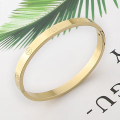 Love Armband