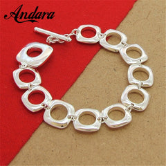 Schöner Armband in Silber