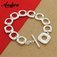 Schöner Armband in Silber