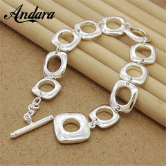 Schöner Armband in Silber