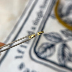 RING in Gold 14K mit schönen Diamant
