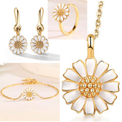 Small Daisy Ring Retro