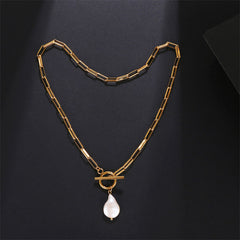 Schöne Edelstahl Kette mit Süßwasserperle